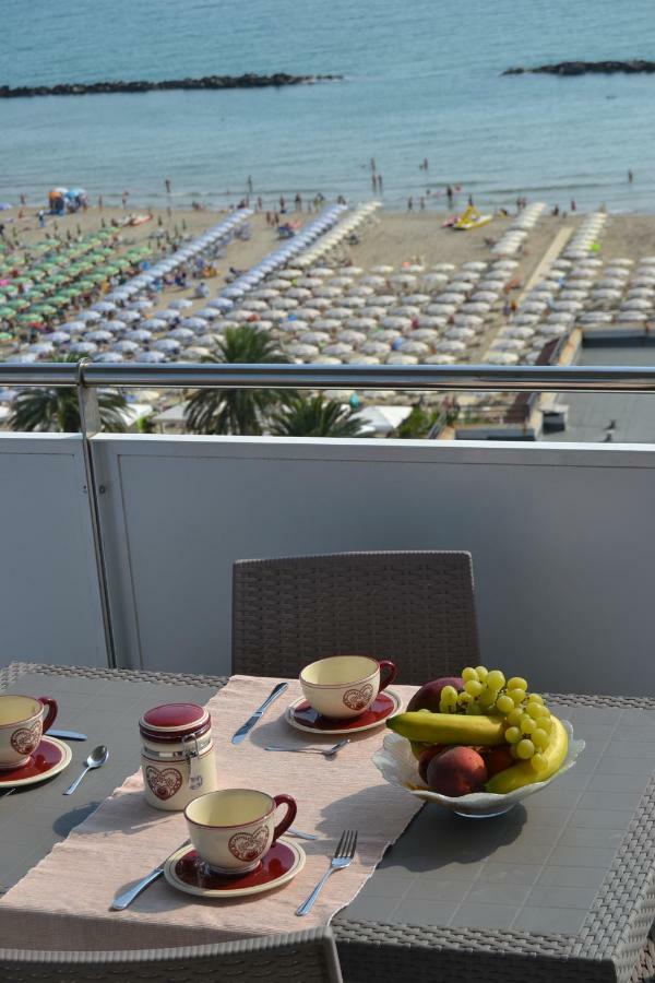 Fronte Mare Panoramico San Benedetto Apartment San Benedetto del Tronto Exterior photo